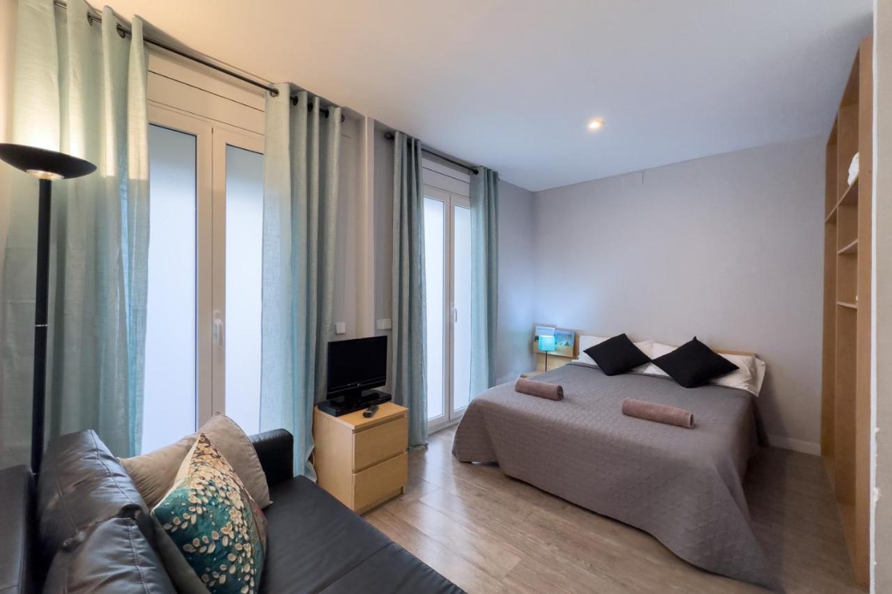 Aparteasy - Gracia Apartments Barcelona Zewnętrze zdjęcie