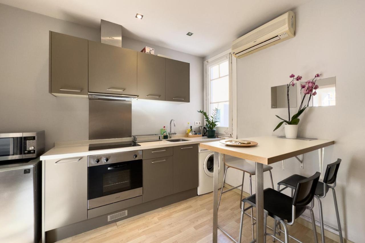 Aparteasy - Gracia Apartments Barcelona Zewnętrze zdjęcie