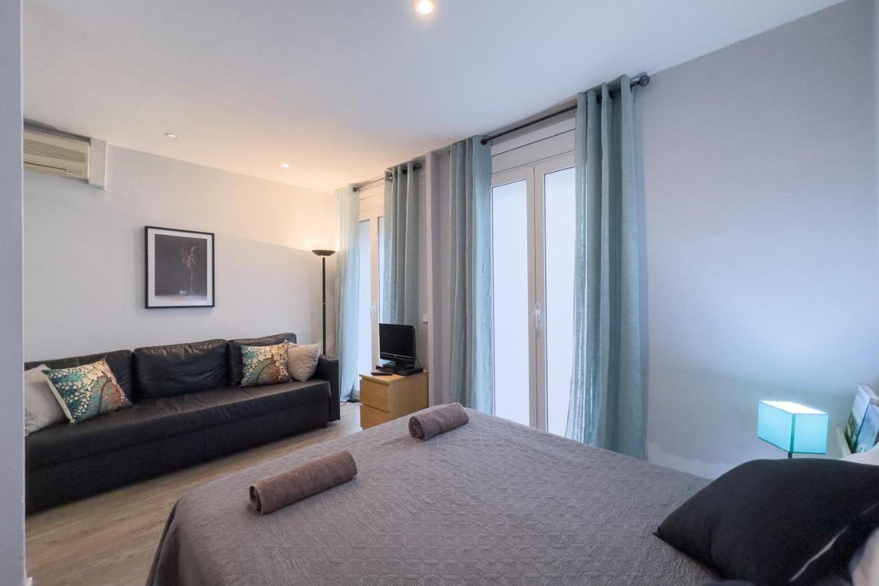 Aparteasy - Gracia Apartments Barcelona Zewnętrze zdjęcie